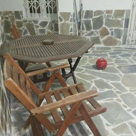 Central Town House 60M2**** Pireu Exterior foto