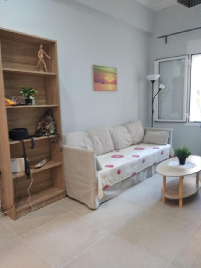Central Town House 60M2**** Pireu Exterior foto